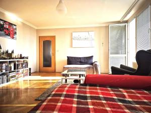 Prodej bytu 3+1, Praha - Vysočany, Odlehlá, 87 m2