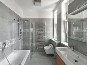 Pronájem vily, Praha - Dejvice, Soborská, 340 m2