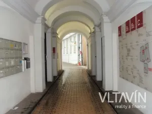 Pronájem kanceláře, Praha - Nové Město, Revoluční, 137 m2