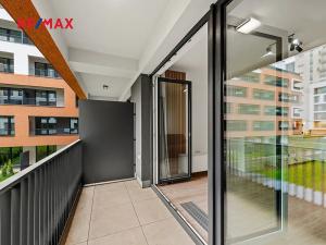 Pronájem bytu 1+kk, Praha - Hloubětín, Poděbradská, 37 m2