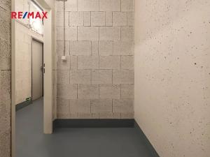 Pronájem bytu 1+kk, Praha - Hloubětín, Poděbradská, 37 m2