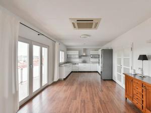 Prodej bytu 4+kk, Praha - Holešovice, Skalecká, 169 m2