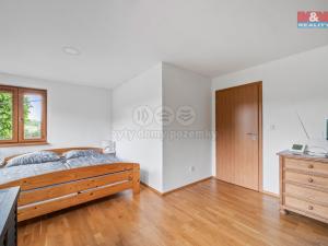 Prodej rodinného domu, Borová, 370 m2