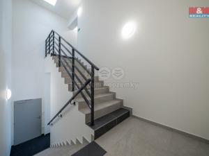 Pronájem obchodního prostoru, Modřice, Tyršova, 349 m2
