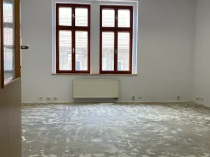 Pronájem bytu 2+1, Chomutov, Kukaňova, 68 m2