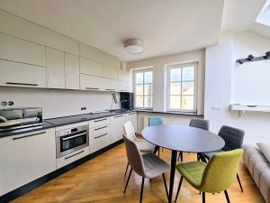Prodej ubytování, Praha - Nové Město, Klimentská, 80 m2