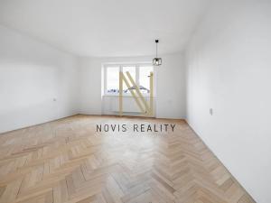Prodej bytu 3+1, Klatovy, Podhůrecká, 76 m2