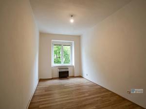 Pronájem bytu 2+1, Praha - Vršovice, Vršovická, 56 m2