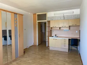 Pronájem bytu 1+kk, Sokolov, Jiřího z Poděbrad, 23 m2