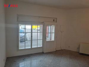 Pronájem obchodního prostoru, Praha - Střešovice, Na Malovance, 26 m2