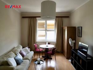 Pronájem bytu 1+1, Praha - Nusle, U Svépomoci, 38 m2