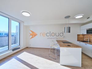Prodej bytu 2+kk, Horoměřice, Velvarská, 48 m2