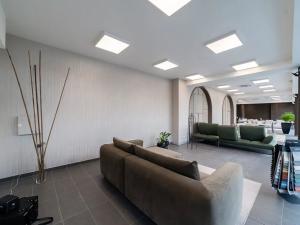 Pronájem obchodního prostoru, Praha - Holešovice, Argentinská, 151 m2