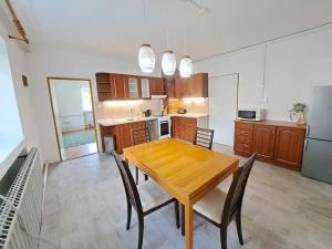 Pronájem bytu 2+1, Zlín, 65 m2
