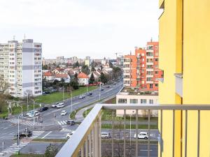 Pronájem bytu 2+kk, Praha - Kamýk, U Kamýku, 57 m2