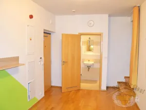 Pronájem bytu 1+kk, Praha - Jinonice, V zářezu, 21 m2