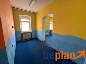 Prodej skladu, Karlovy Vary, Závodu míru, 59 m2