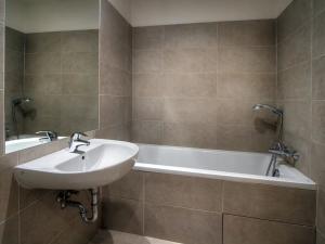 Pronájem bytu 3+kk, Praha - Holešovice, Ortenovo náměstí, 105 m2