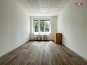 Pronájem bytu 2+1, Zlín, Štefánikova, 35 m2