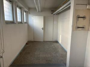 Pronájem skladu, Brno, Hněvkovského, 23 m2