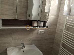 Pronájem bytu 1+kk, Zlín - Kudlov, Výšina, 29 m2