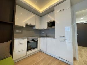 Pronájem bytu 1+kk, Praha - Stodůlky, Mukařovského, 27 m2