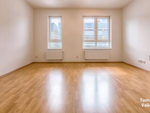 Pronájem bytu 1+kk, Hradec Králové, Wonkova, 31 m2