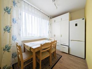 Prodej bytu 2+1, Moravský Krumlov, Sídliště, 51 m2