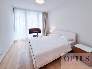 Pronájem bytu 2+kk, Praha - Smíchov, Holečkova, 76 m2