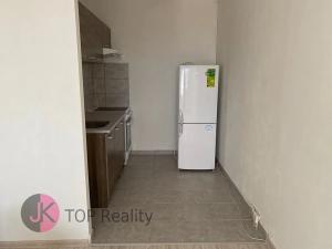 Pronájem bytu 2+kk, Praha - Horní Měcholupy, Veronské nám., 45 m2