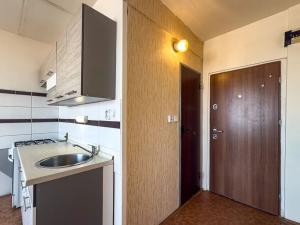 Pronájem bytu 1+1, Jirkov, SNP, 35 m2