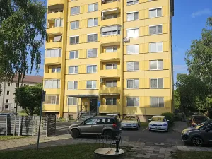 Prodej bytu 3+1, Hodonín, nám. Osvobození, 69 m2