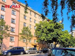 Pronájem bytu 1+kk, Praha - Holešovice, U Uranie, 46 m2