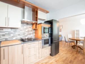 Pronájem bytu 3+kk, Liberec, Gagarinova, 79 m2