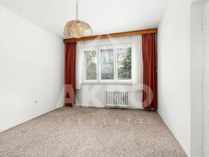 Pronájem bytu 3+1, Praha - Malešice, Nad úžlabinou, 70 m2
