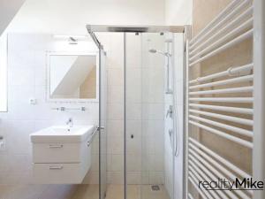 Pronájem bytu 2+kk, Liberec, Lidové sady, 55 m2