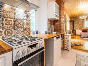 Prodej vícegeneračního domu, Bouzov, 420 m2
