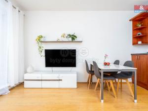 Prodej bytu 2+kk, Pardubice - Staré Čívice, Přeloučská, 59 m2