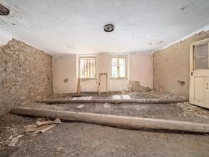 Prodej obchodního prostoru, Chrášťany, 105 m2