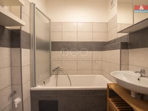 Pronájem bytu 3+1, Hořice, Pod Lipou, 69 m2