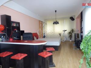 Prodej bytu 2+1, Benešov, Na Bezděkově, 69 m2