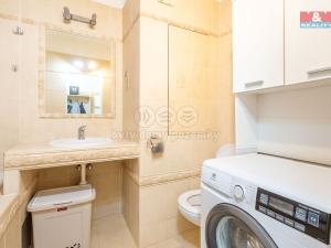 Prodej bytu 3+1, Český Krumlov - Domoradice, Urbinská, 71 m2