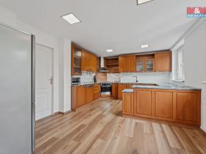 Prodej rodinného domu, Nechanice - Lubno, 238 m2