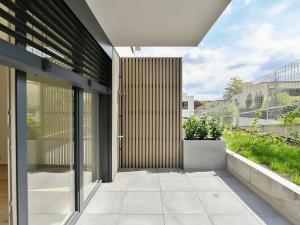 Pronájem bytu 1+kk, Praha, Na hvězdárně, 36 m2