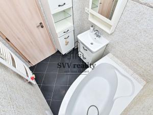 Prodej bytu 2+1, Praha - Vysočany, Kolbenova, 72 m2