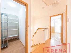 Pronájem rodinného domu, Moravany, 130 m2