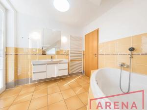 Pronájem rodinného domu, Moravany, 130 m2