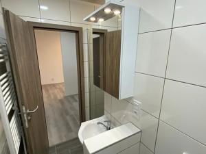 Pronájem bytu 2+kk, Zlín, Křiby, 34 m2