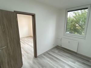 Pronájem bytu 2+kk, Zlín, Křiby, 34 m2