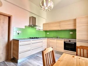 Pronájem bytu 2+1, Litoměřice, Křižíkova, 56 m2